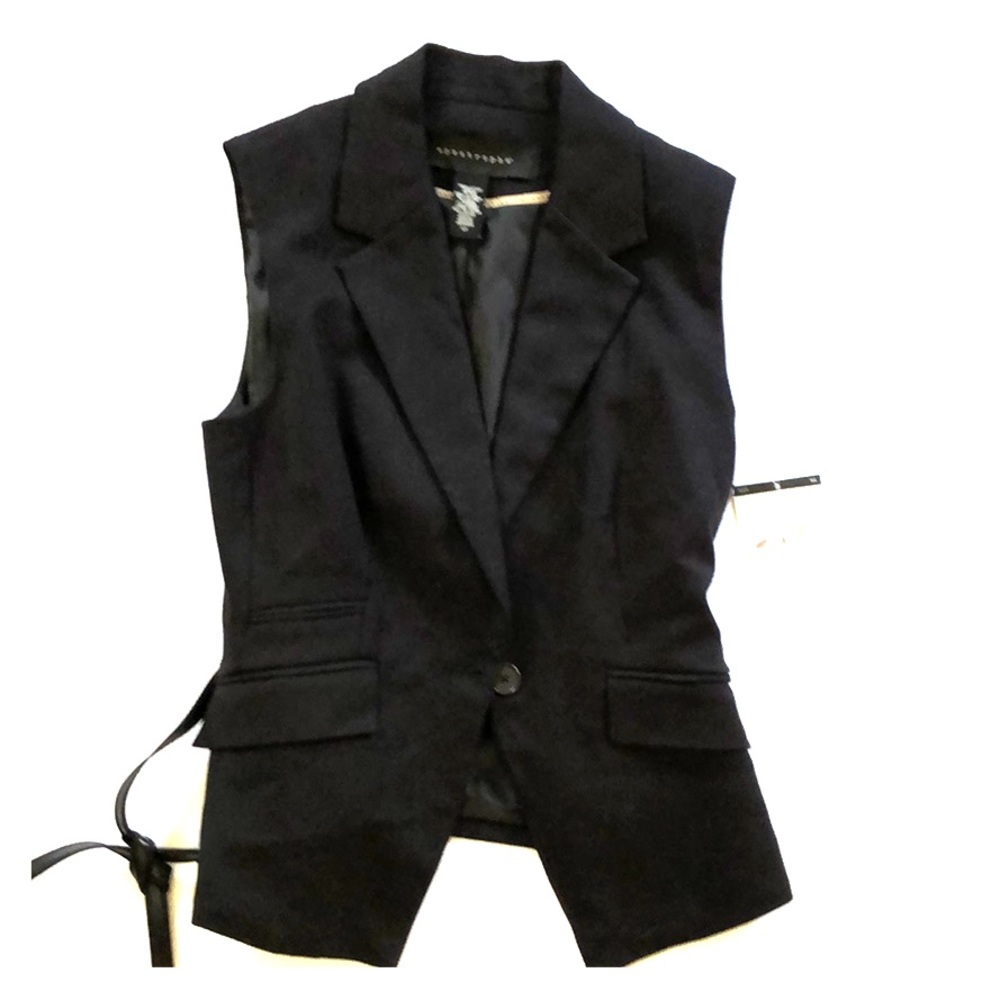 Black vest